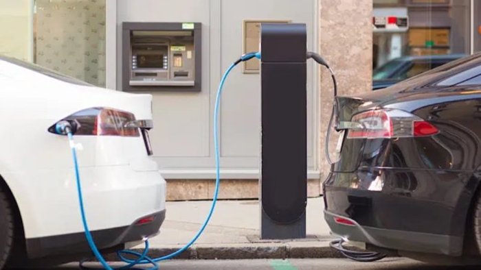 Норвегия вышла на первое место в мире по продажам электрических автомобилей