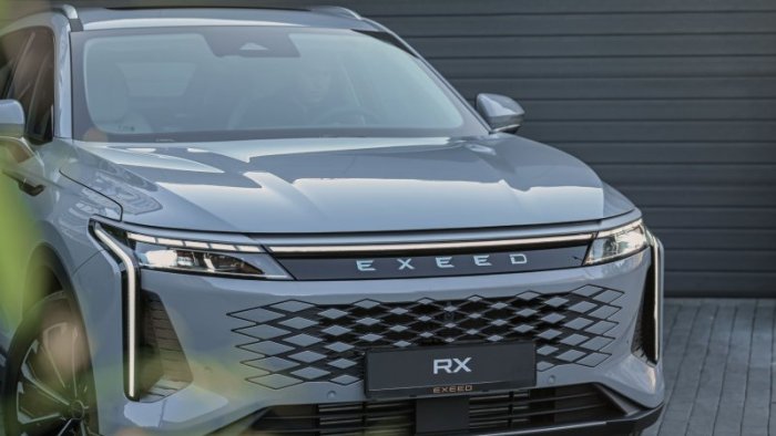 EXEED RX в исполнении Flagship стал юбилейным 100-тысячным автомобилем бренда, проданным в России 