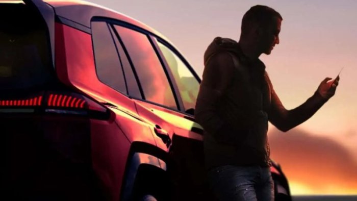 Toyota опубликовала изображения нового RAV4 перед его премьерой