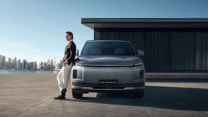 Презентация нового премиального кроссовера EXLANTIX ET состоится 19 июня 2025 года в EXEED Центр АвтоСпецЦентр Химки 