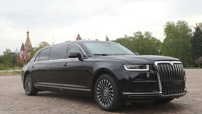 Обновлённый Aurus Senat покажут на ПМЭФ-2025